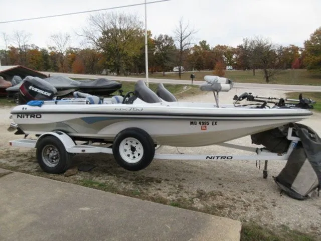 The Image of Tracker NX750 / 2016 EVINRUDE 115 HP OUTBOARD AND TRAILER 2005 - 1