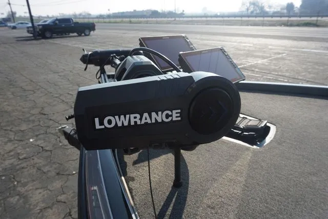 Slide: The Image of Ranger Z520R - Low Hours 2022 - 12