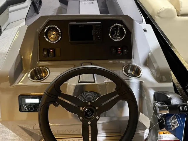 Slide: The Image of Veranda 22RC Vista View W/Yamaha 150 No Trailer 2026 - 13