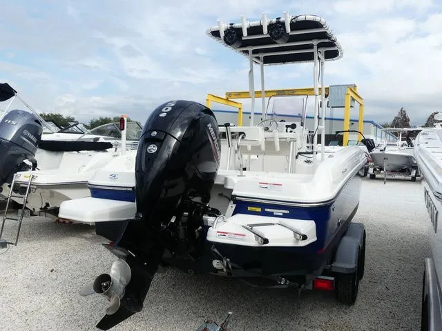 Slide: The Image of Bayliner Element E21 2021 - 3