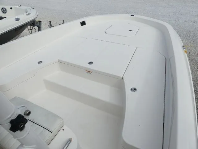 Slide: The Image of Bayliner Element E21 2021 - 9