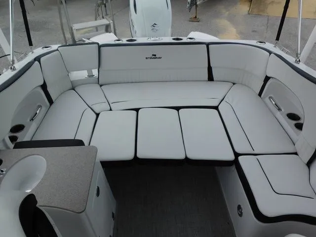 Slide: The Image of Stingray 231 DC 2026 - 21