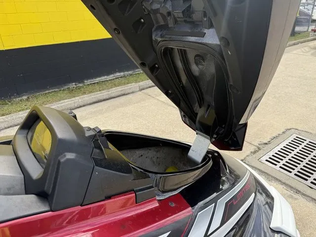 Slide: The Image of Yamaha VX 2018 - 11