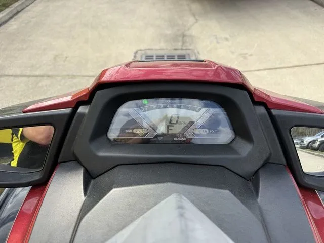 Slide: The Image of Yamaha VX 2018 - 14