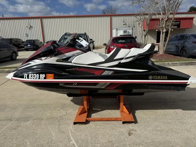 Slide: The Image of Yamaha VX 2018 - 6