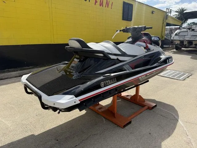 Slide: The Image of Yamaha VX 2018 - 9