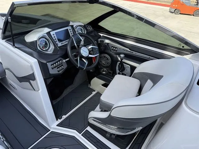 Slide: The Image of Supra SA 400-550 2016 - 13