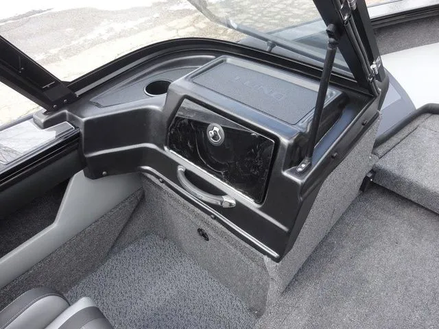 Slide: The Image of Lund 1875 Crossover XS 2026 - 15