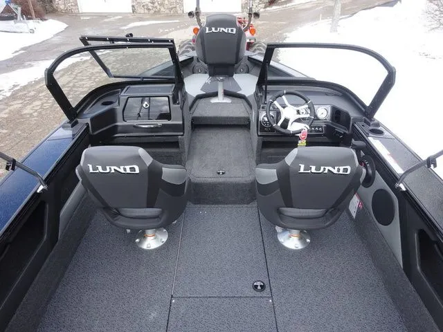 Slide: The Image of Lund 1875 Crossover XS 2026 - 7