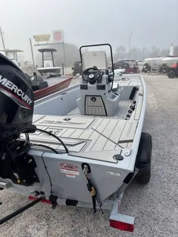 Slide: The Image of Tracker BASS TRACKER® CLASSIC CC 2026 - 3