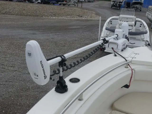 Slide: The Image of Bulls Bay 255 Center Console 2025 - 11