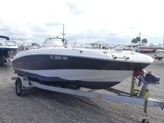 Slide: The Image of NauticStar 193 SC 2018 - 3