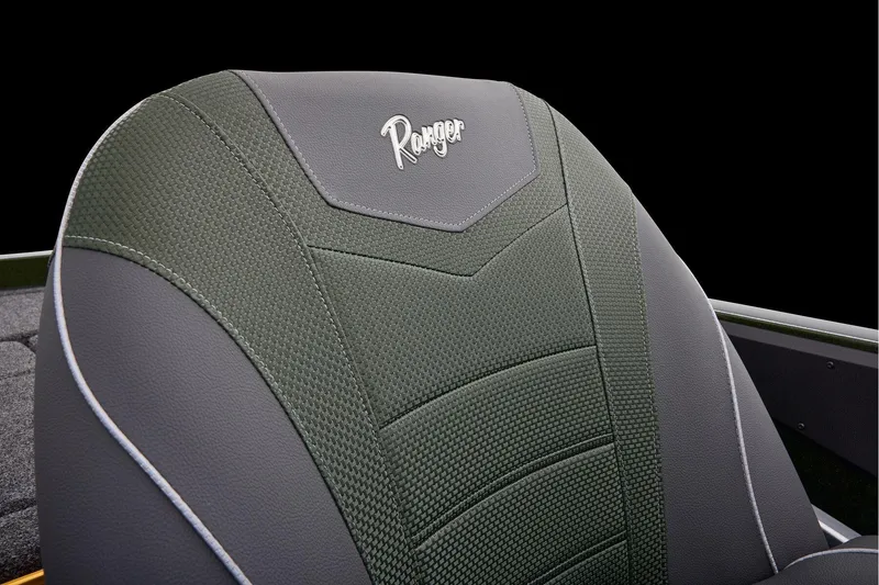 Slide: The Image of Steering wheel and dashboard of 2026 Ranger Z521 boat, featuring modern controls. - 44