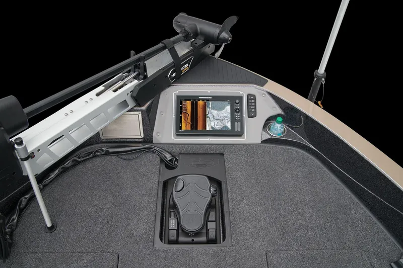 Slide: The Image of Ranger 622FS Pro 2026 - 15