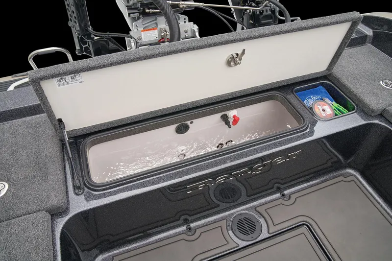 Slide: The Image of Ranger 622FS Pro 2026 - 62