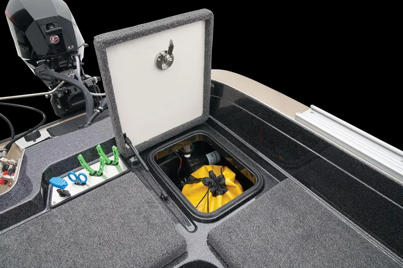 Slide: The Image of Ranger 622FS Pro 2026 - 64