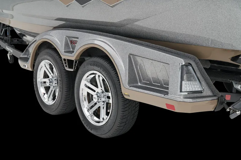 Slide: The Image of Ranger 622FS Pro 2026 - 85