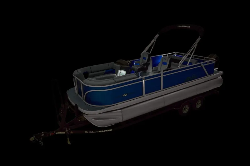 Slide: The Image of Sun Tracker Party Barge 22 RF XP3 2026 - 91