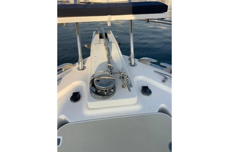 Slide: The Image of Bow of 2008 Sabre 38 Salon Express with anchor chain and winch. - 62