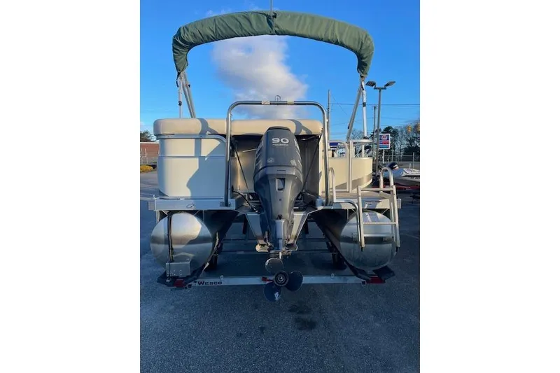 Slide: The Image of 2006 Bennington 2075 GS pontoon boat with 90 HP outboard motor, rear view. - 5