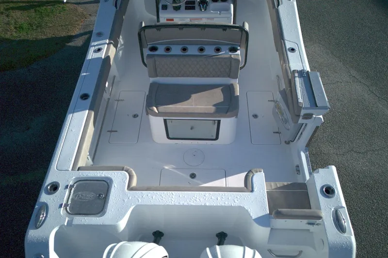 Slide: The Image of 2026 Sea Hunt Gamefish 27 Forward Seating boat interior, featuring spacious seating and modern design. - 15