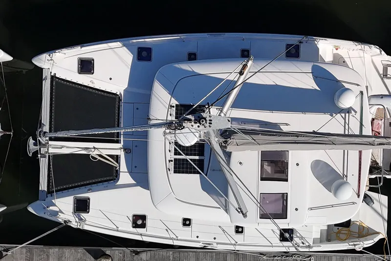 Slide: The Image of Layout of Lagoon 42, 2017, 3-cabin version. - 91