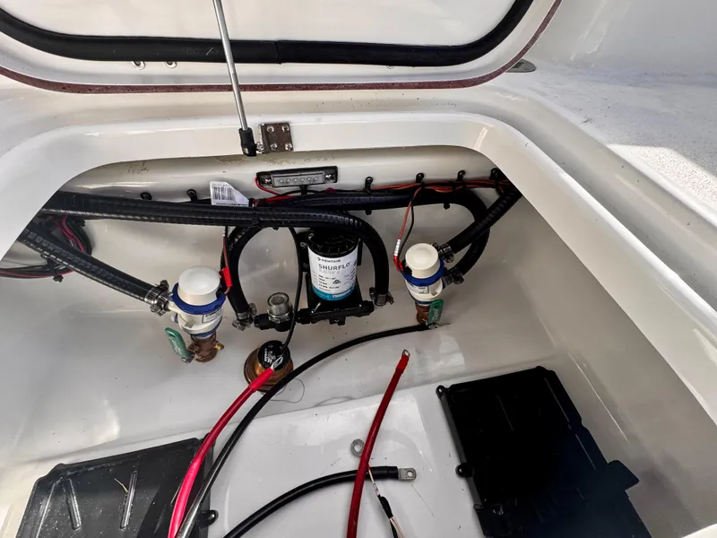 Slide: The Image of 2025 Sea Pro 202 Center Console boat wiring and plumbing details. - 29