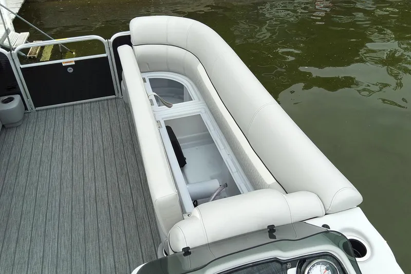 Slide: The Image of Manufacturer Provided Image: 2019 Sweetwater 2286 SFL pontoon boat with spacious seating and storage. - 16