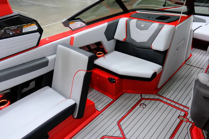 Slide: The Image of Nautique G23 2021 - 18