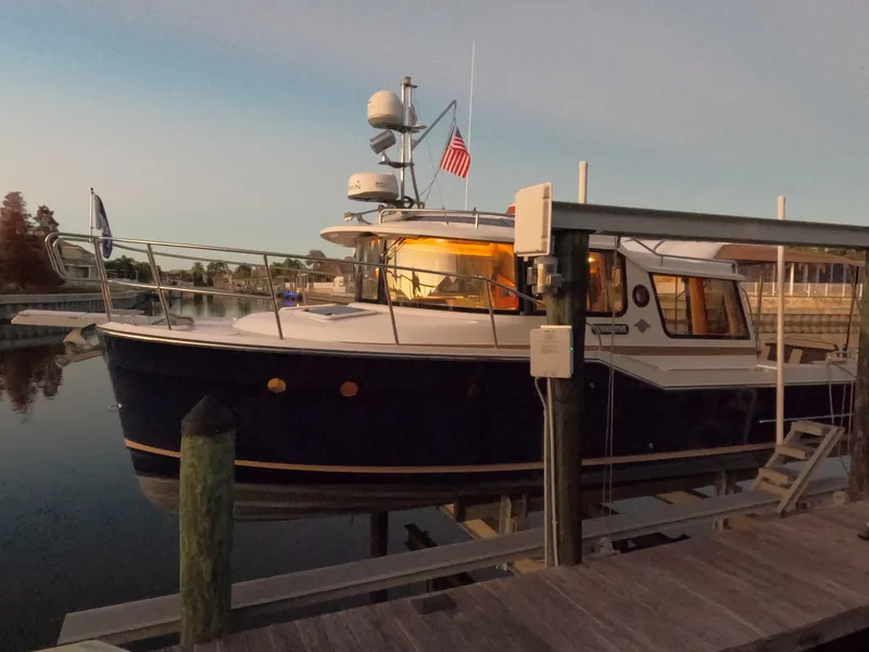 Slide: The Image of Ranger Tug R-29 S 2015 - 2