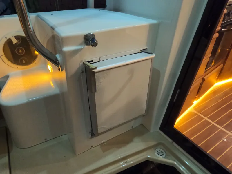 Slide: The Image of Ranger Tug R-29 S 2015 - 27