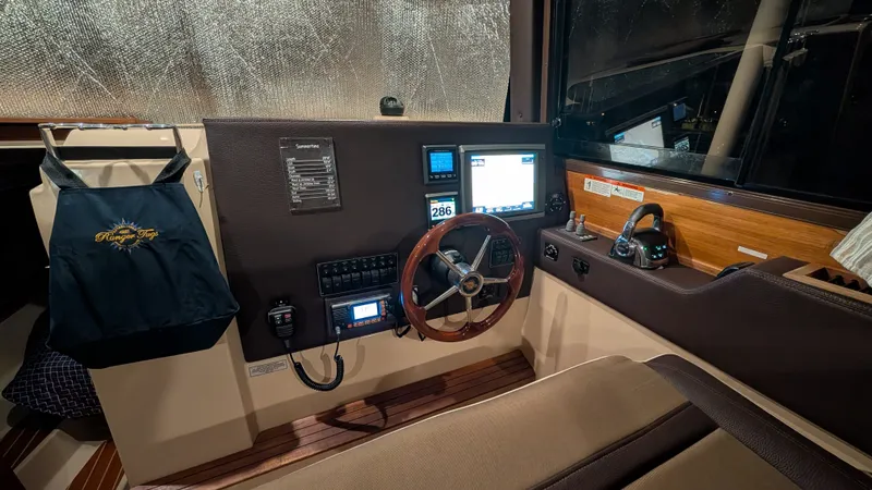 Slide: The Image of Ranger Tug R-29 S 2015 - 47