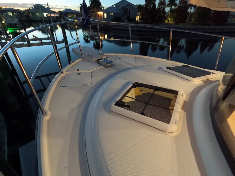 Slide: The Image of Ranger Tug R-29 S LE 2015 - 14