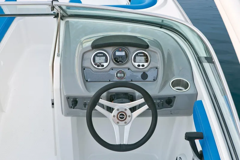 Slide: The Image of Manufacturer Provided Image: 2018 Chaparral 21 H2O Sport OB dashboard and steering wheel. - 3
