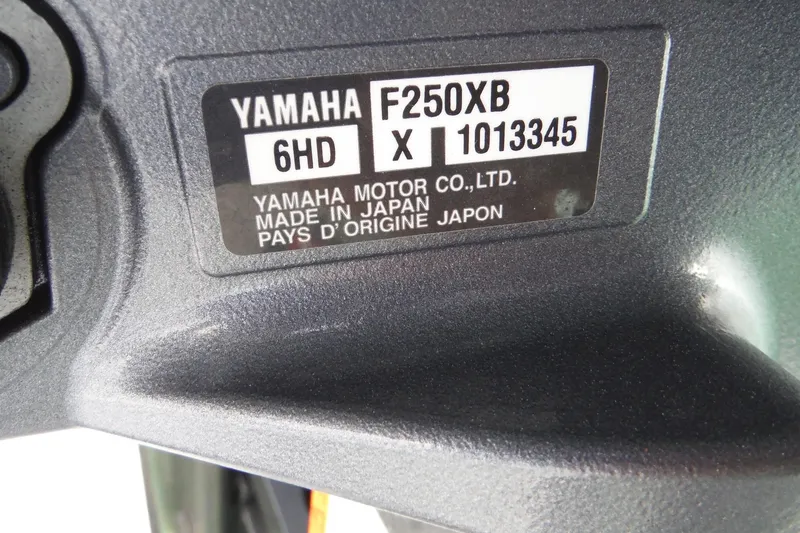 Slide: The Image of Yamaha F250XB engine label on 1999 Intrepid 289 Center Console boat. - 46