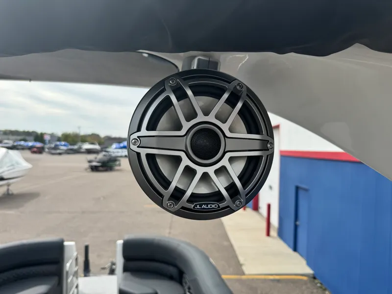 Slide: The Image of Harris 230 Grand Mariner 2026 - 19