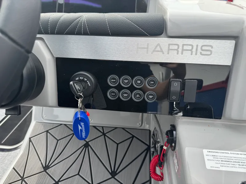 Slide: The Image of Harris 230 Grand Mariner 2026 - 36