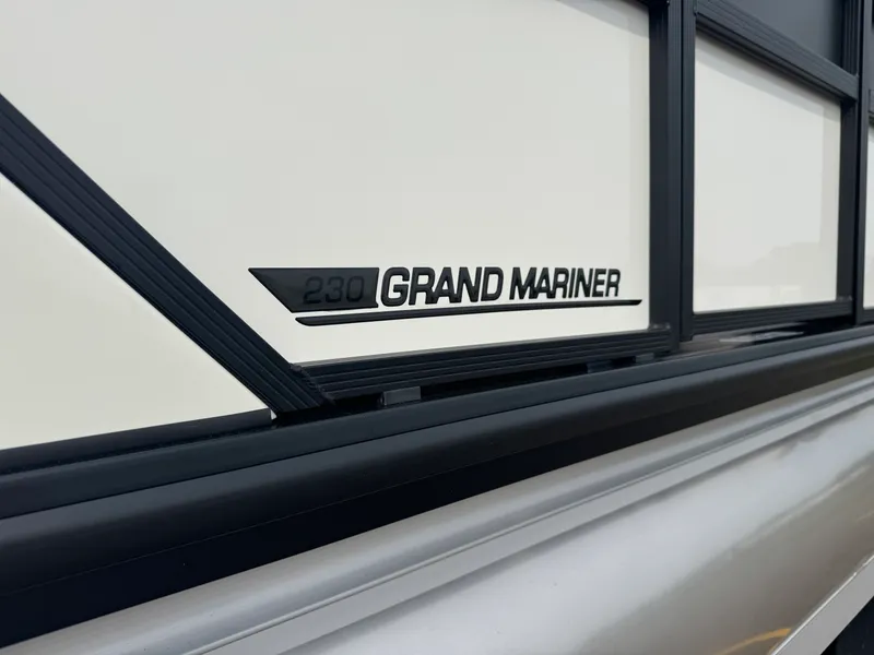 Slide: The Image of Harris 230 Grand Mariner 2026 - 4