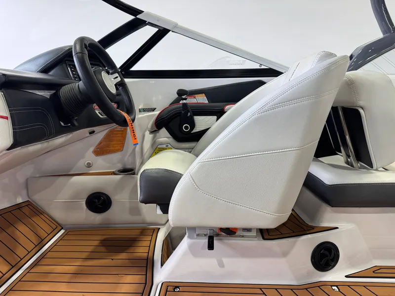 Slide: The Image of Nautique Super Air Nautique G21 2014 - 23