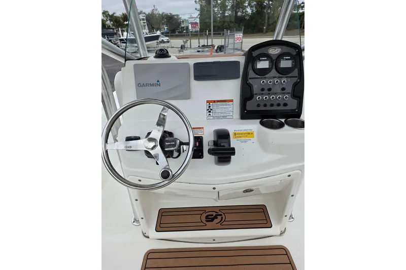 Slide: The Image of 2016 Sea Fox 22XTR Viper boat console with Garmin navigation system. - 12