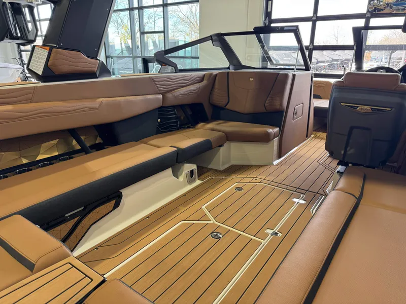 Slide: The Image of Nautique Super Air Nautique G25 2025 - 13