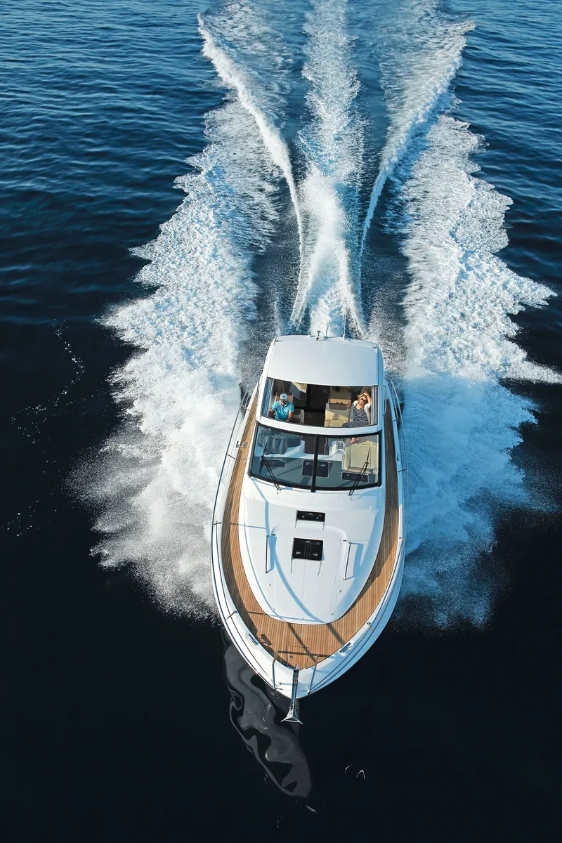 Slide: The Image of Manufacturer Provided Image: Bavaria Sport 40 Coupe - 17