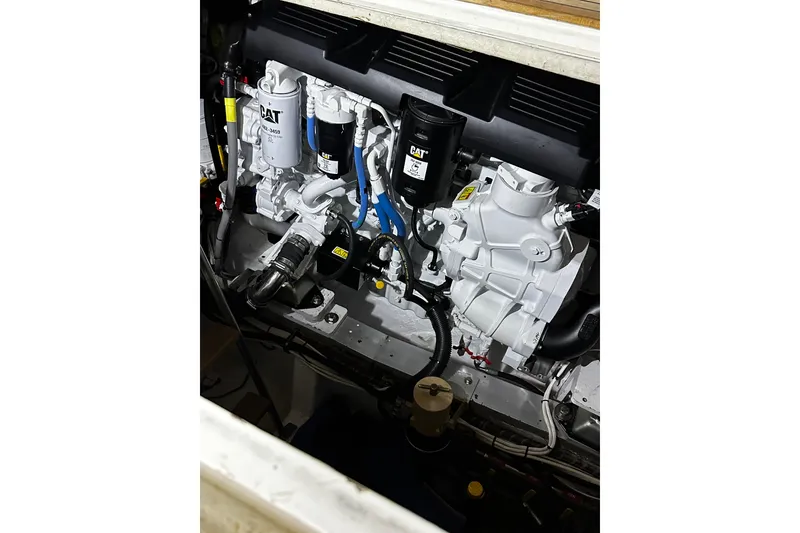 Slide: The Image of Engine compartment of a 1995 Grand Banks 38 Eastbay EX with CAT components. - 32