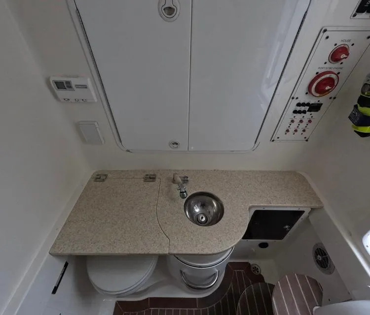 Slide: The Image of Regulator Marine 34 Center Console 2013 - 103