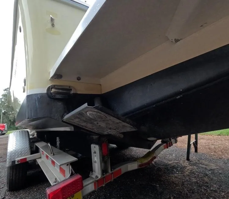 Slide: The Image of Regulator Marine 34 Center Console 2013 - 115