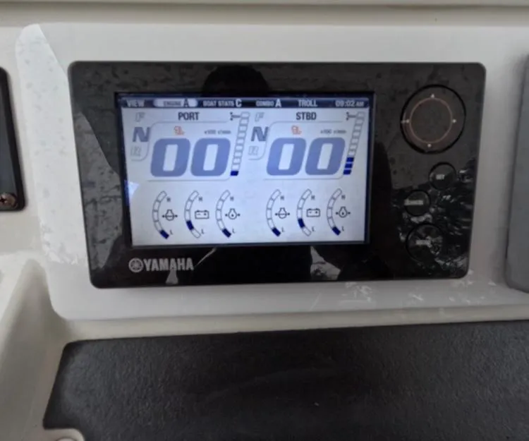 Slide: The Image of Yamaha display on 2013 Regulator 34 Center Console boat dashboard. - 34