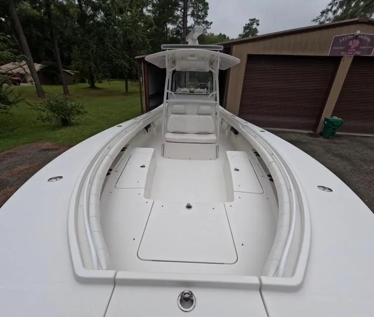 Slide: The Image of Regulator Marine 34 Center Console 2013 - 50