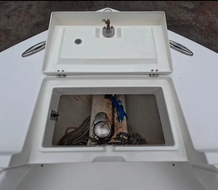 Slide: The Image of Regulator Marine 34 Center Console 2013 - 80