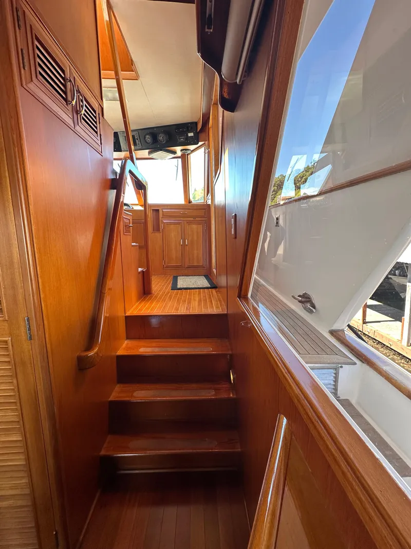 Slide: The Image of Ocean Alexander 60 Pilothouse 1985 - 52