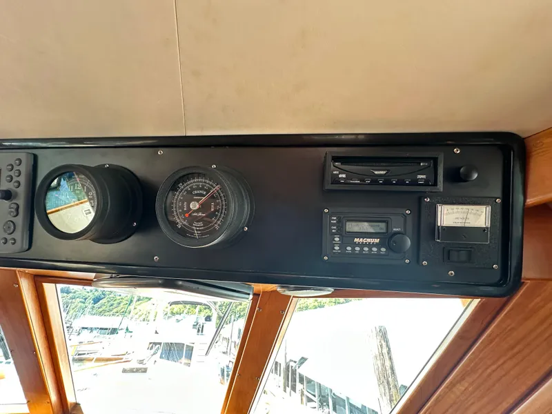 Slide: The Image of Ocean Alexander 60 Pilothouse 1985 - 62